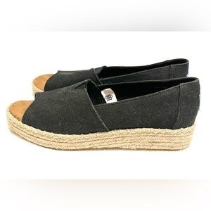 NWOT Toms Espadrille Slip-On Shoes